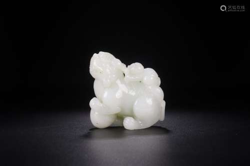 Hetian jade kirin Zi furnishing articlesSize: 6.8 x3.8 x7.1 ...