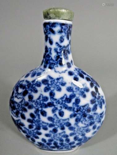 China Chinese Blue & White Porcelain Snuff Bottle Qing D...