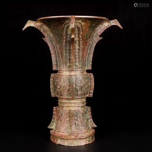 A Fine Collection of Chinese Antique Shang Dynasty Bronze Ve...