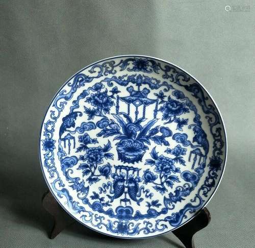 Chinese old Blue and white porcelain Hand Painted Pattern pl...