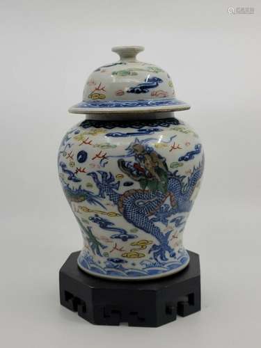 Chinese DOUCAI Porcelain Geiger Jar With Lid