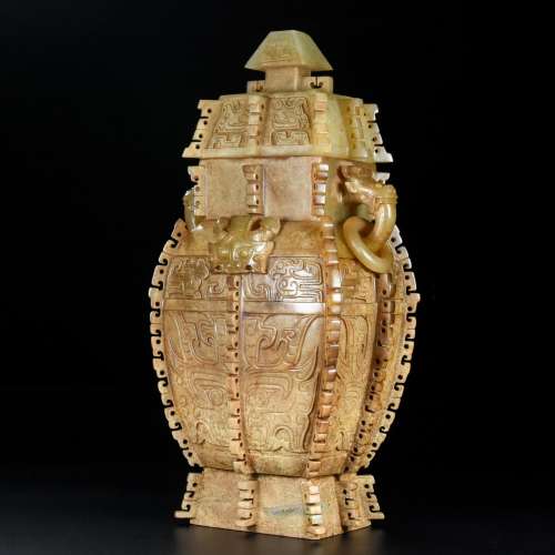 , jade bottle, the quality of the jade is exquisite, patina ...