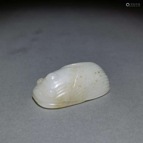 Hetian jade blockbuster widgetsSize: 3.8 * 6.4 * 2.2 cm weig...