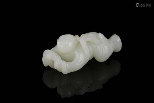 Number: CD1269: put a hetian jade the lad123.1 grams, 8.2 CM...