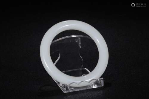 Article: hetian jade - round braceletSize: diameter 5.5 cm w...