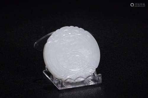 : hetian jade - howler hang herSize: 5.6 cm in diameter 0.9 ...