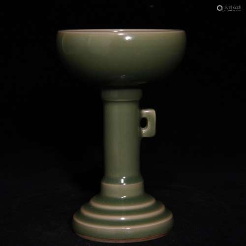 16.2 x10.3 longquan celadon plum green glaze oil lamp