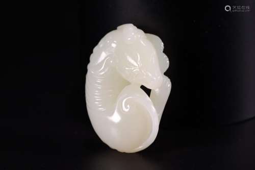 Hetian jade spirit dog5.2 cm long, 3.9 cm wide, 1.7 cm thick...