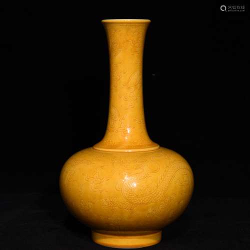 Hongzhi yellow glaze dragon fine 24.5 x16 flask