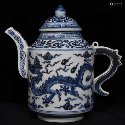 Blue and white dragon ewer 21 x21. 5