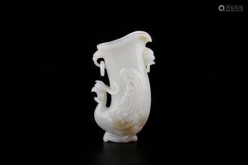 And hetian Bai Yufeng bird gobletSize: 15.5 9 cm wide high w...