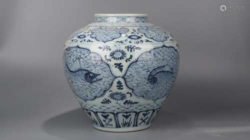 : blue and white than big pot every year31 cm in diameter 33...