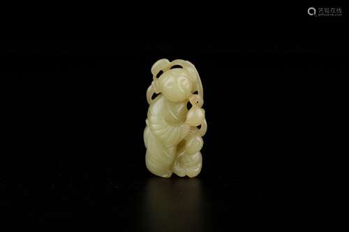 , hetian lady boy topazSize: 3 * 2 * 6.5 cm weight: 47 grams...