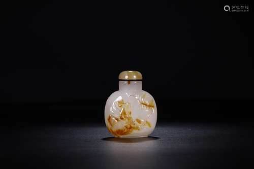 Sugar, agate ribbon cross snuff bottlesSize: 6.4 x4.4 x8cm, ...