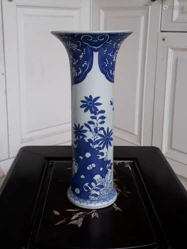 Chinese antique blue and white kangxi Porcelain Vase(Shipwre...