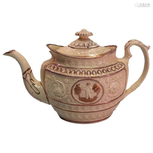 Oval Teapot with Pink Luster ca. 1820