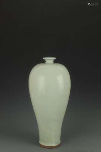 Pa per month white glaze big plum bottle size: 40.5 cm diame...