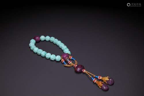 Lines 18 child holding a turquoise twine.Specification: bead...