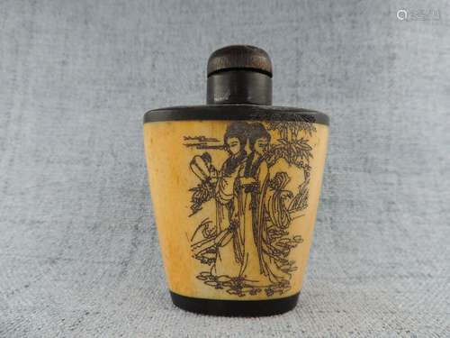 Rare Chinese Hand carved Figure Pattern Snuff Bottle