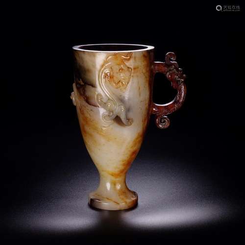 Hetian jade longnu cup, the jade oil moisten, carved the fin...