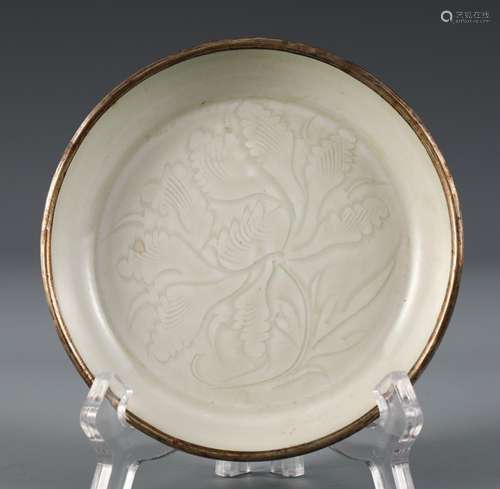 , silver and gold inlaid craft flower discSize, 1.7 diameter...