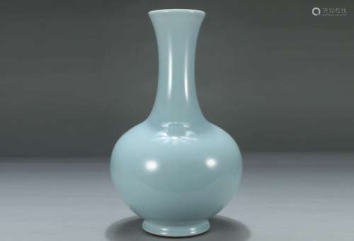 , "" azure glaze bottleSize: 37 abdominal diameter...