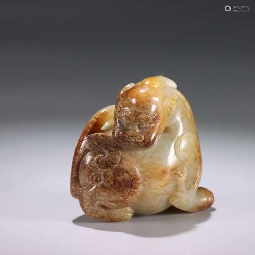 The mythical wild animal carvings: hetian jade seedSize: 6.3...