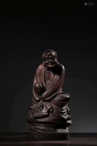 Lobular rosewood carving's statueSize: 25.3 cm high, 12....