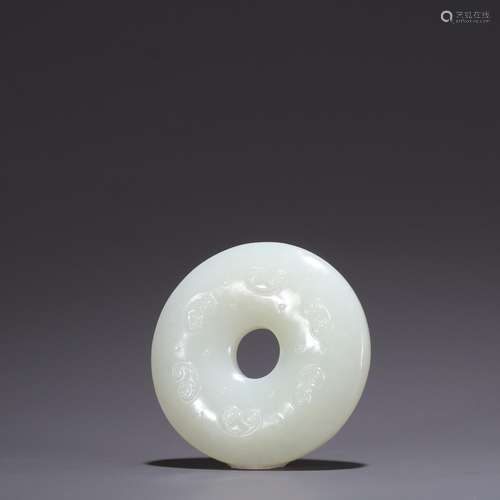 Hetian jade ruyi grain peace buckleSpecification: 5.8 by 1.4...