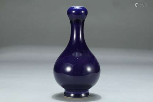 , "" the blue glaze garlic bottleSize: 21 abdomina...