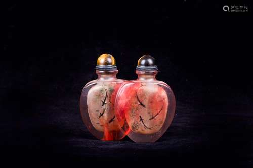 Old crystal inside mural conjoined snuff bottlesSpecificatio...