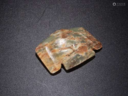 : ancient jade yan pendantSize: 4.1 cm wide and 5.6 x 0.9 cm...
