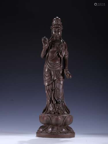 Old aloes guanyin stands resembleSpecification: high and wid...