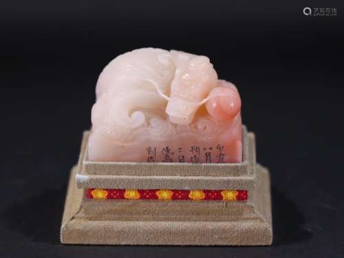 Shou furong stone longnu play pearl button seal.Specificatio...