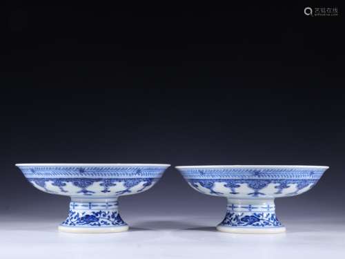 Blue and white porcelain branch flowers compote a pairSpecif...