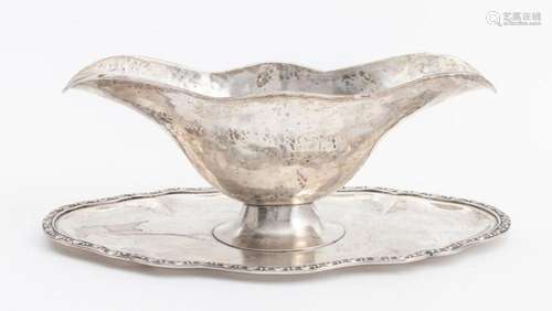 Plata Zetko Peruvian Silver Sauceboat and Stand