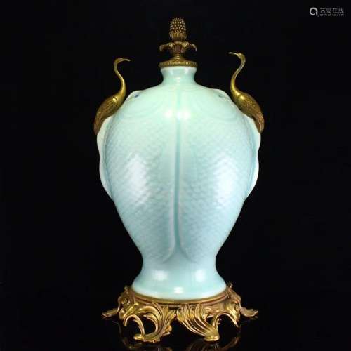 Superb Chinese Inlaying Bronze Edge Douqing Glaze Porcelain ...