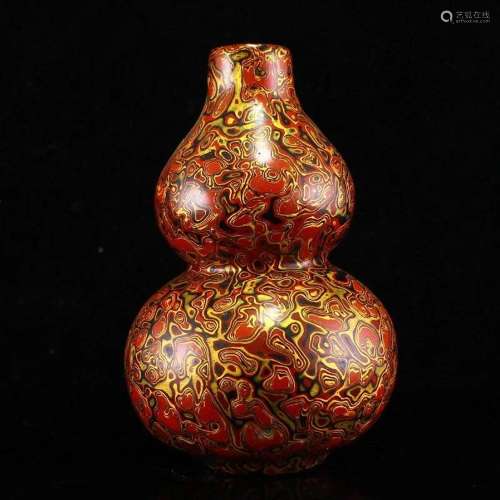 Beautiful Design Chinese Lacquerware Gourd Vase