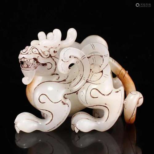 Chinese Qing Dynasty Hetian Jade Divine Beast Statue