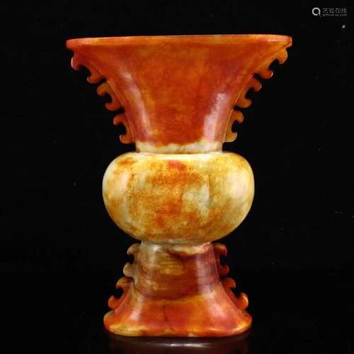 Superb Vintage Chinese Hetian Jade Vase