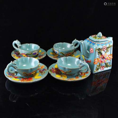 Chinese Gilt Gold Enamel Ru Kiln Porcelain Teapot , Cups &am...