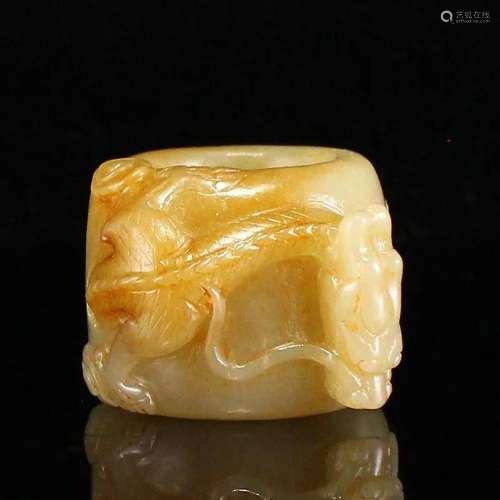 Vintage Chinese Hetian Jade Lucky Dragon Thumb Ring