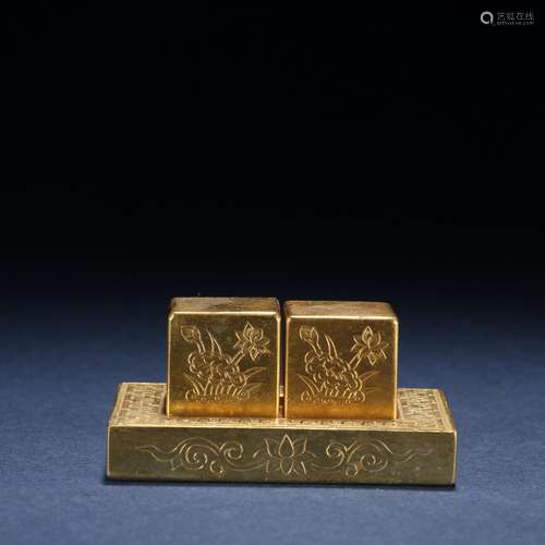 Copper and gold flower grain to seal a pair.Specification: h...