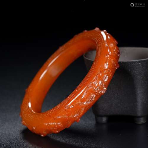 Hetian god beast totem jade bracelet, the quality of the jad...