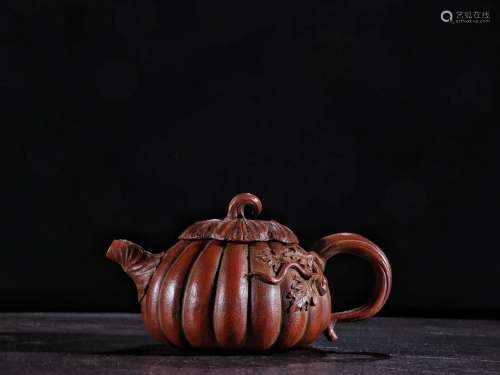 The old pumpkin purple clay form of poetry teapotSpecificati...