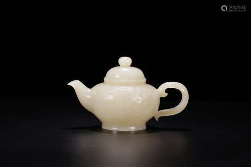 , hotan jade plum lines the teapotSize: 18 x 11 x 10 cm weig...