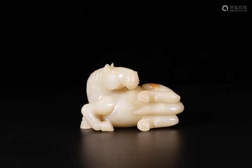 Furnishing articles, hotan jade lying horsesSize: 13 * 7 x 8...