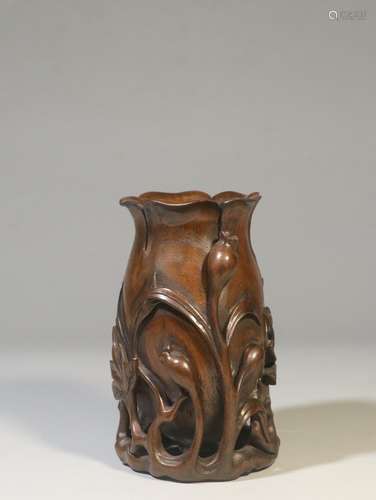 . Manual agalloch eaglewood wood carving flower receptacleSi...