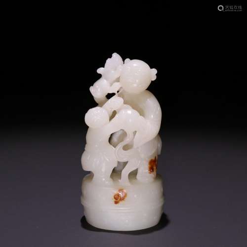 Hetian jade seed expects the boy play beast.Size: 6.8 cm hig...