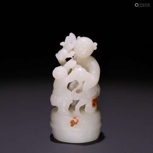 Hetian jade seed expects the boy play beast.Size: 6.8 cm hig...